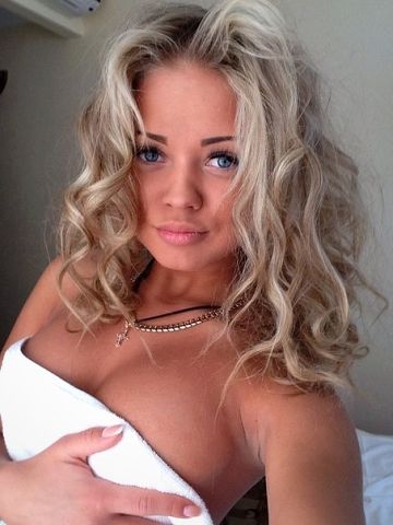 Альбина, 21